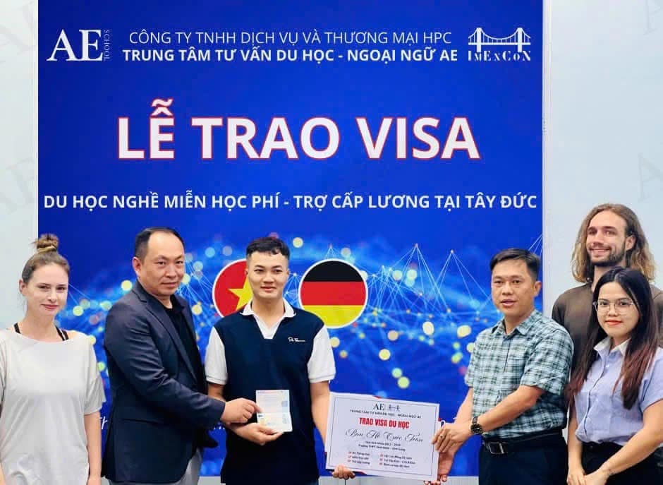 Lễ trao Visa